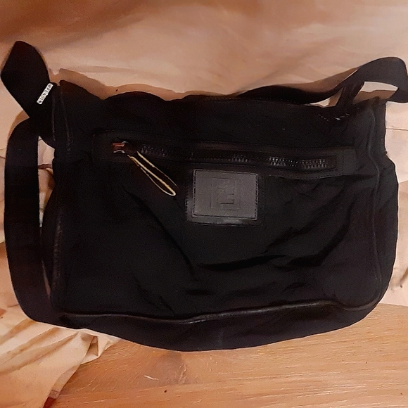 Fendi Handbags - Fendi zip up shoulder bag